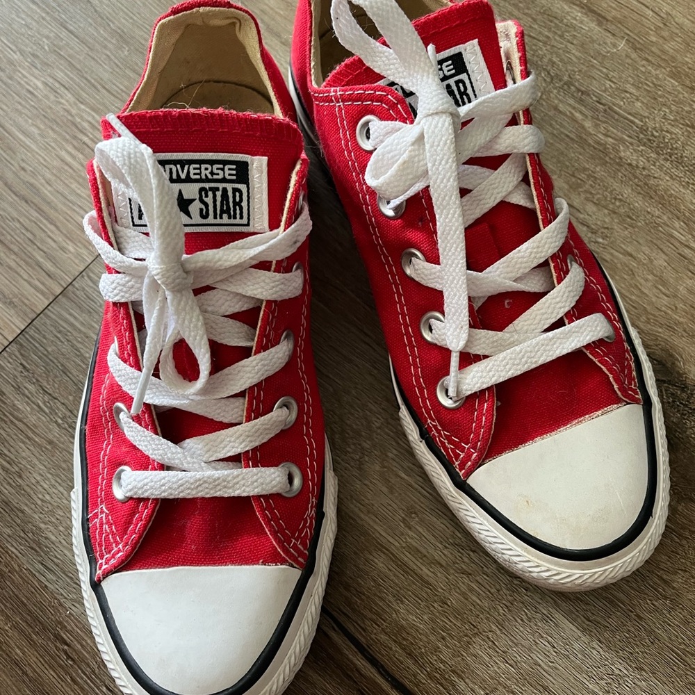 Converse “chucks” Red classic style